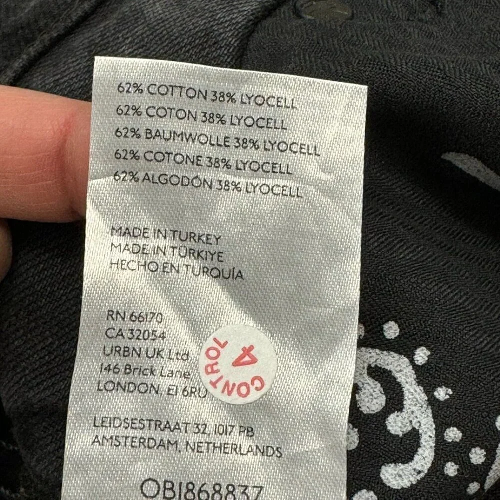 Free‎ People Crossroads Mid Rise Slim Straight Button Fly Denim Jeans Size 31